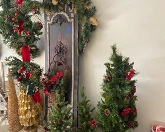 124 Days Until Christmas!