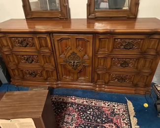 Vintage Dresser with 2 mirrors 