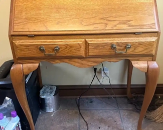 Short secretary desk