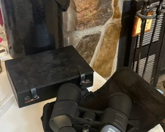 Vintage ice bin
Binoculars 