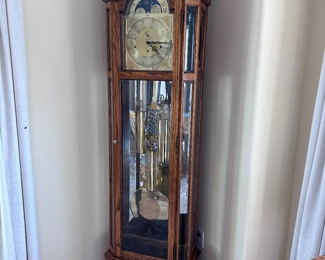 Grandfather clock beautiful works great $500