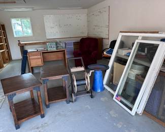 Blue bird bath $25 ceramic
Window
Coffee, table and end tables