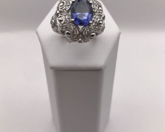 Tanzanite Color Filigree Style Ring 925