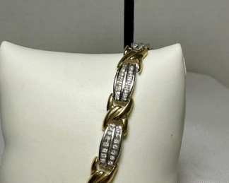 10K & 925 W Diamond Bracelet & Earrings