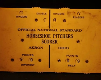 HORSESHOE PITCHER SCORER 