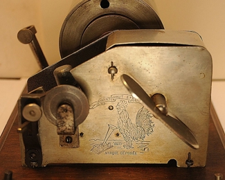 VINTAGE PATHE CYLINDAR PLAYER 