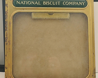 [4] NABISCO BISCUIT OLD BRASS COMPANY ADVERTISING STORE DISPLAY BOX HINGED TOP 