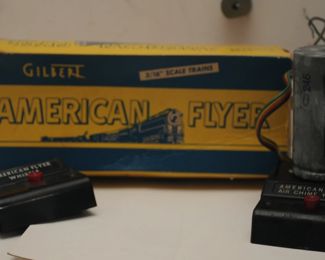 AMERICAN FLYER WHISTLE SET WITH BOX
