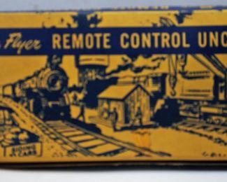 AMERICAN FLYER REMOTE CONTROL UNCOUPLER WITH BOX