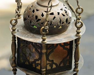 VTG BRASS LANTERN PIERCED MOROCCAN HANGING LAMP 