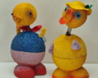 PAIR OF EASTER NOTTERS 