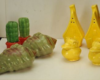 VINTAGE NOVELTY SALT AND PEPPER SHAKERS 