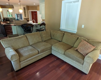 Down couch, like new, clean home
Available for presale. Only items notated as available for presale are available for presale.