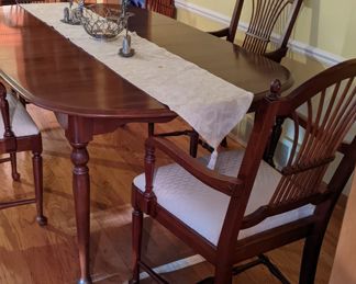 Pennsylvania House Solid Cherry Dining Set with 4 arm chairs & one table leave