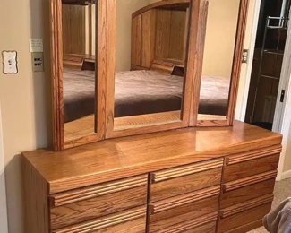 Wooden Dresser W Mirror