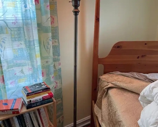 Stained glass floor lamp 