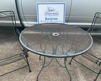 MCM WROUGHT IRON PATIO TABLE & CHAIRS