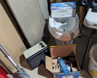 Hey - there's a bidet :)