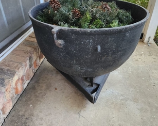 cast iron cauldron