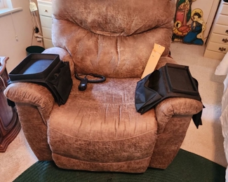 leather lift chair