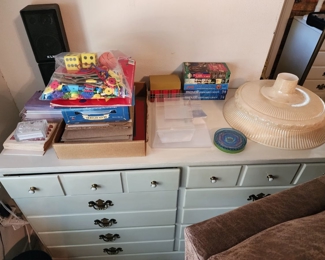 Ethan allen dresser and desk with chair