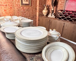 Vintage c. 1930 Heinrich & Co. china set.
