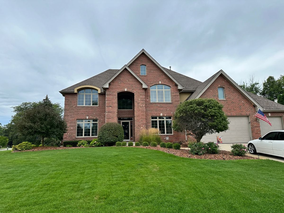 Cait's Homer Glen on Kickapoo Estate Sale... starts on 8/25/2023