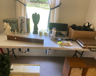 Wooden level tapes etc