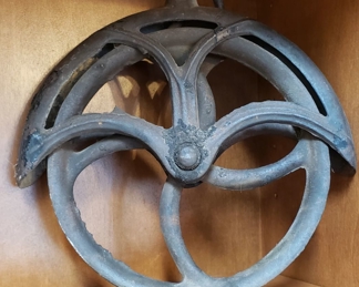 Vintage Cast Iron Well Pulley