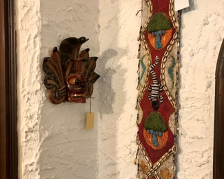 Items Locate In The Entry Way