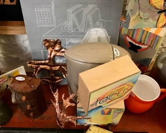 Items Locate In The Dining Room