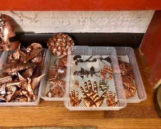 Items Locate In The Dining Room