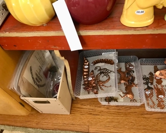 Items Locate In The Dining Room