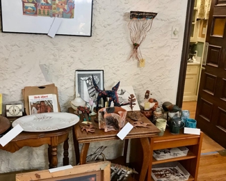 Items Locate In The Dining Room