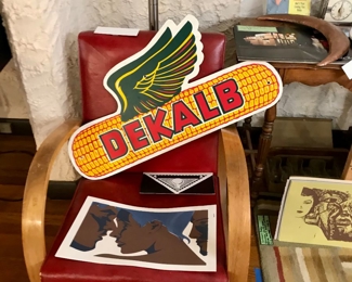 Items Locate In The Dining Room