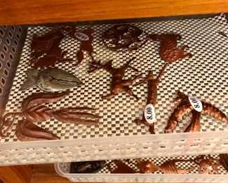 Items Locate In The Dining Room