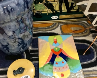 Items Locate In The Dining Room