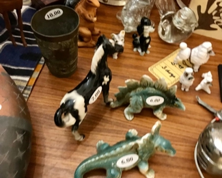 Items Locate In The Dining Room