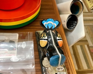 Items Locate In The Dining Room