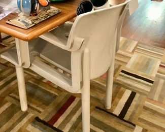 Items Locate In The Dining Room