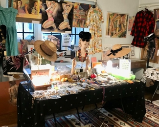 Items Locate In The 1st Bedroom (Master)