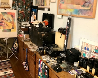 Items Locate In The 1st Bedroom (Master)