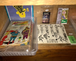 Items Locate In The 1st Bedroom (Master)