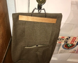 Items Locate In The 1st Bedroom (Master)