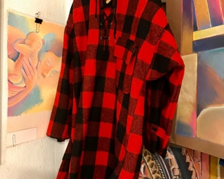 Items Locate In The 1st Bedroom (Master)