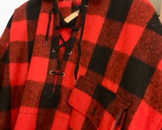 Items Locate In The 1st Bedroom (Master)