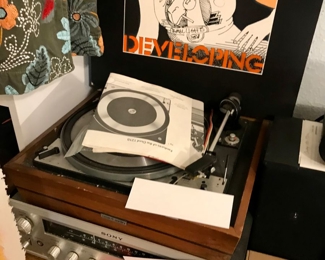 Items Locate In The 1st Bedroom (Master)