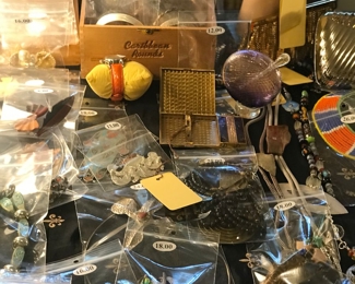 Items Locate In The 1st Bedroom (Master)