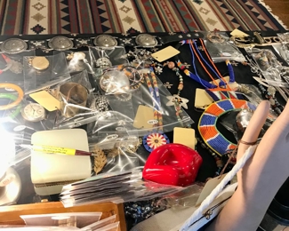 Items Locate In The 1st Bedroom (Master)