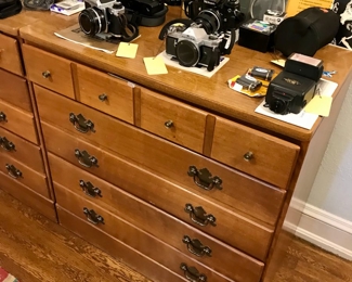 Items Locate In The 1st Bedroom (Master)